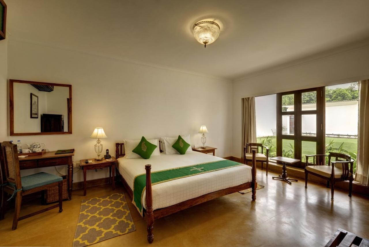 Saraca Hotel Lucknow Exterior photo