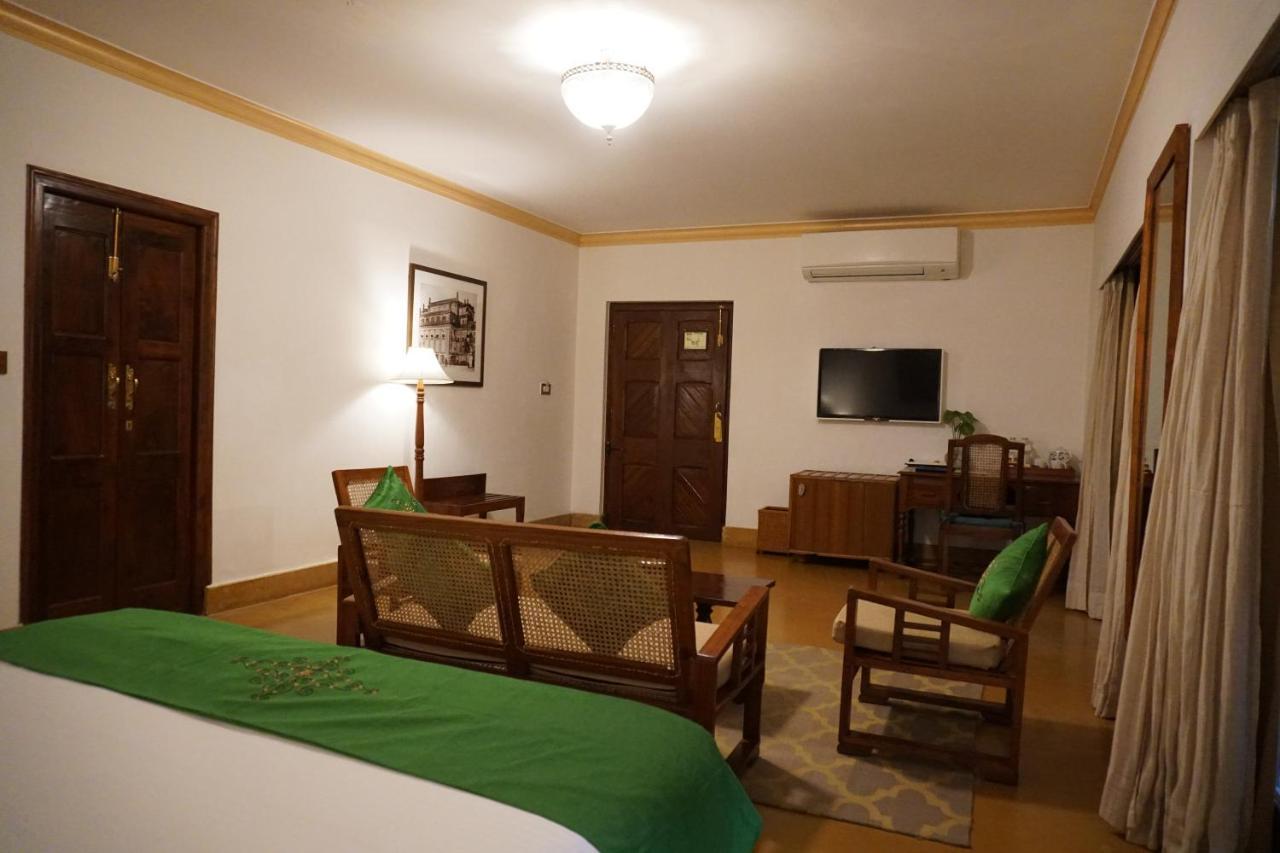 Saraca Hotel Lucknow Exterior photo