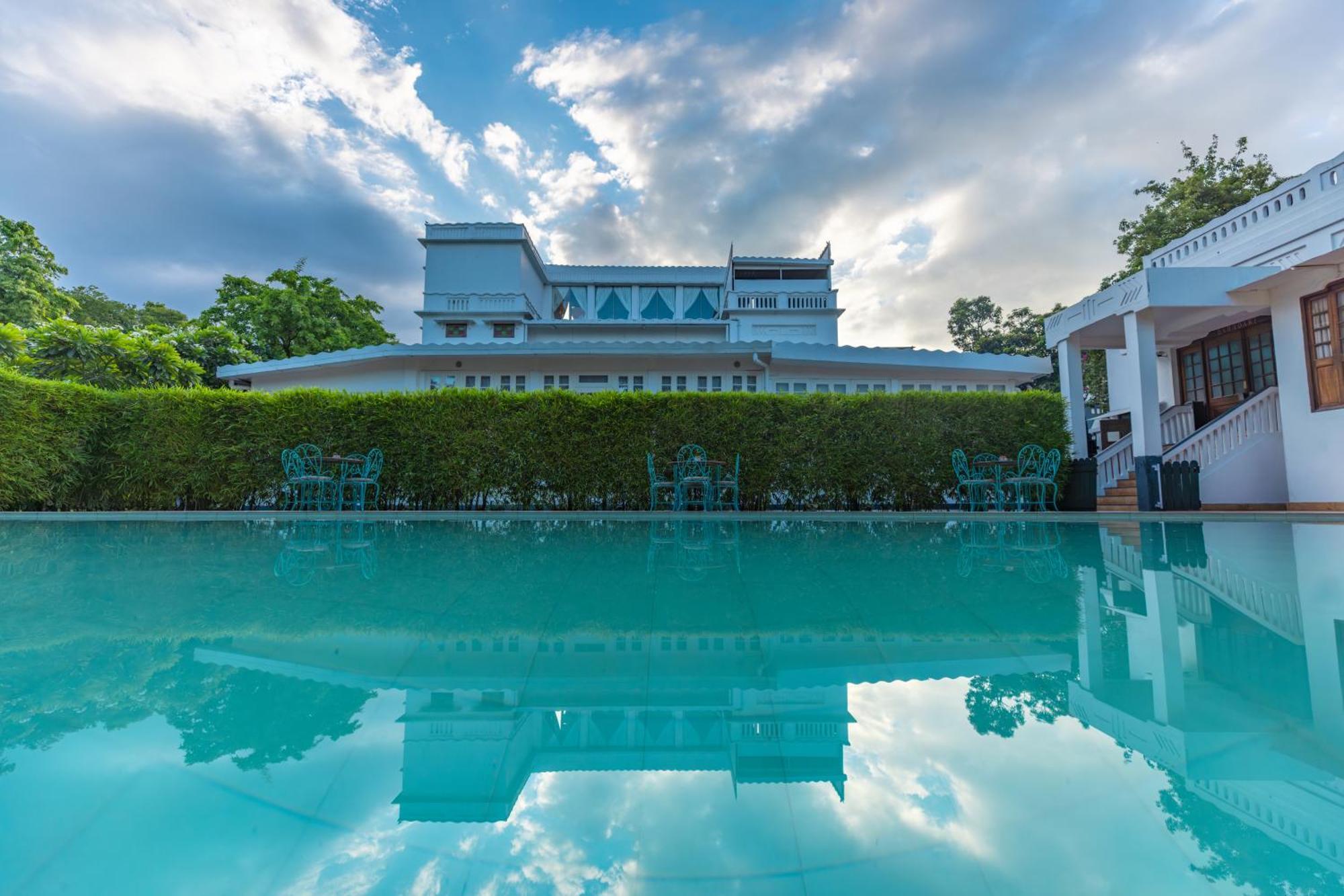 Saraca Hotel Lucknow Exterior photo