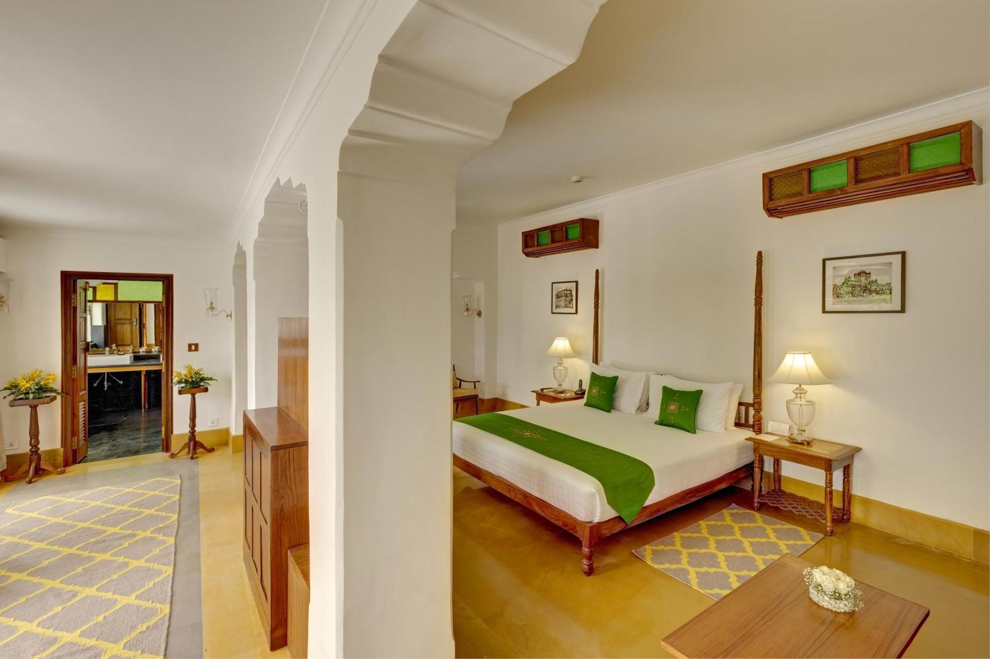 Saraca Hotel Lucknow Exterior photo
