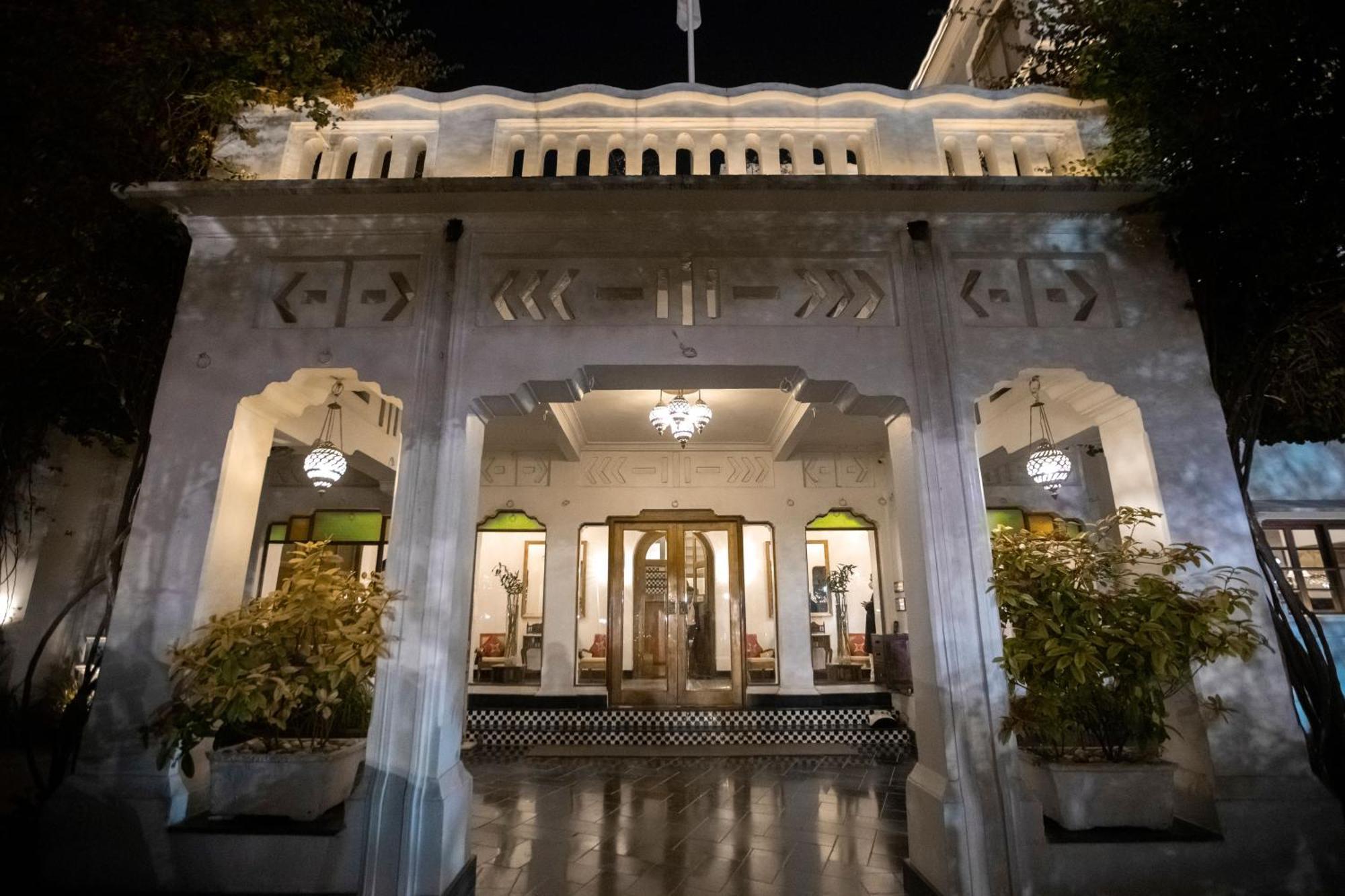 Saraca Hotel Lucknow Exterior photo