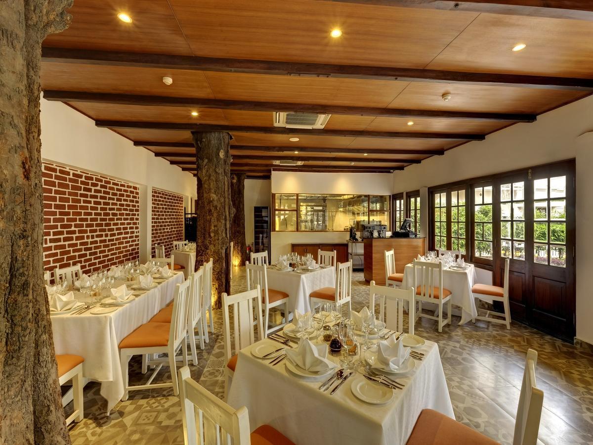 Saraca Hotel Lucknow Exterior photo